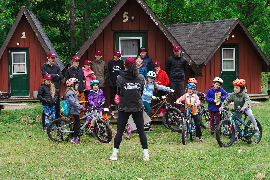 How to Make Friends While Riding Bikes — The Secrets to BFF Success