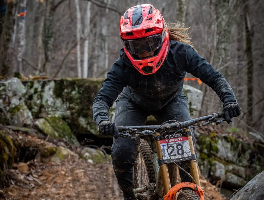 Meet Downhiller Rachel Pageau, the Newest Jukebox Cycling Member