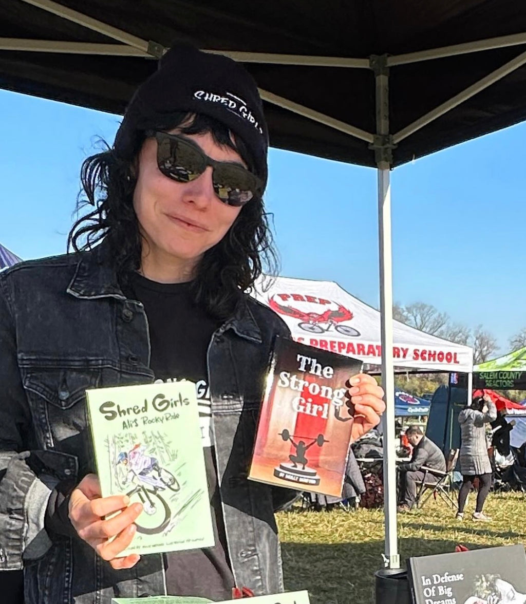 Shred Girls Cuffed Beanie
