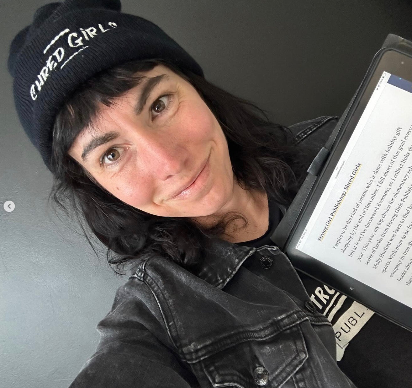 Shred Girls Cuffed Beanie